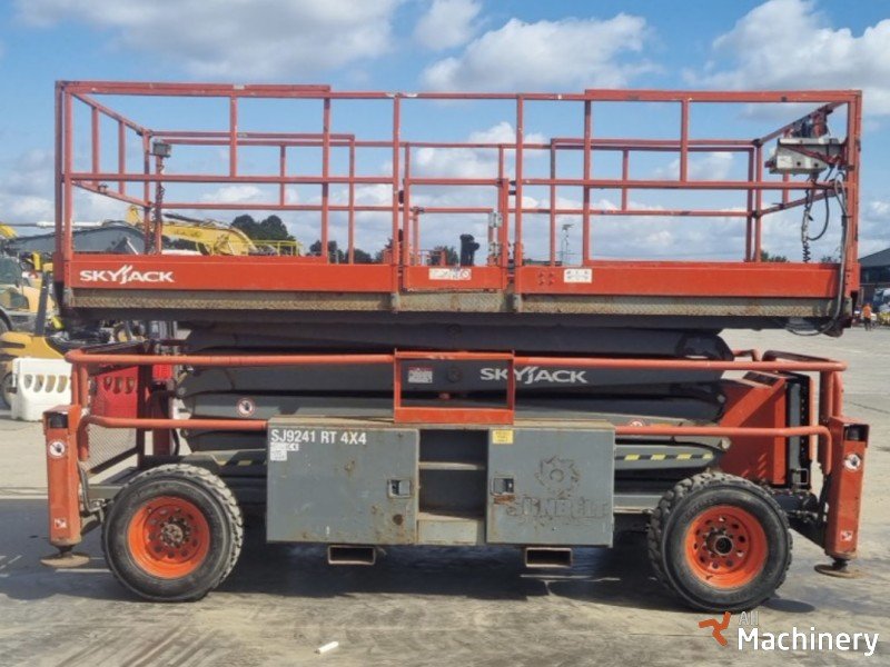 SKYJACK SJ9241 RT Žirkliniai keltuvai #7973