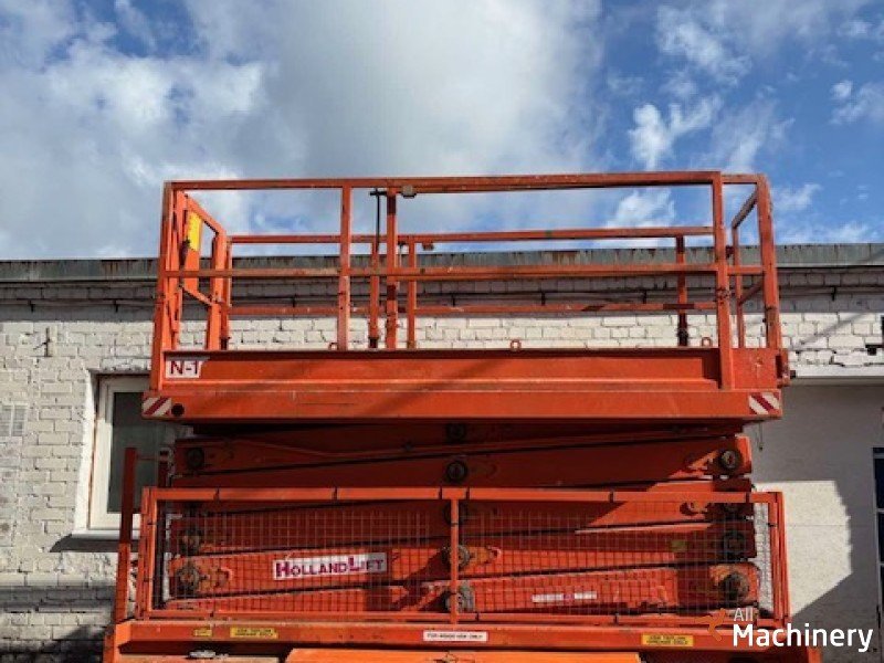 HOLLAND LIFT N165EL12 Žirkliniai keltuvai #8003