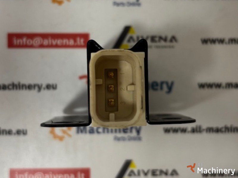 JOHN DEERE RE538131 Traktorių elektros įrangos dalys #8043