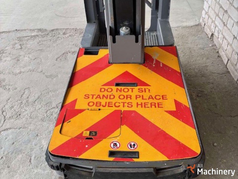 JUNGHEINRICH Order picker Užsakymų komplektavimo mašinos #8145