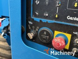 GENIE 3369RT Žirkliniai keltuvai #8158