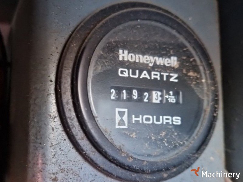 SKYJACK SJ-9241-RT Žirkliniai keltuvai (2014 m.) #8206