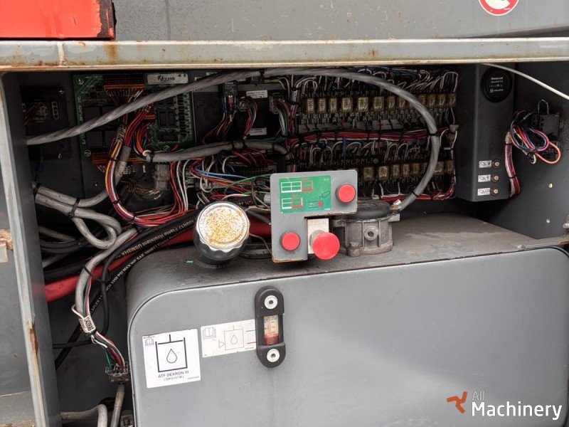 SKYJACK SJ9250 Žirkliniai keltuvai (2017 m.) #8281