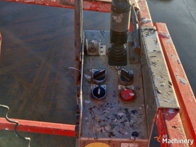 SKYJACK SJ 9250 Žirkliniai keltuvai (2013 m.) #8286