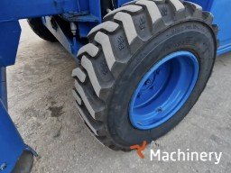 HOLLAND LIFT HL-220 D25 Žirkliniai keltuvai (2009 m.) #8288