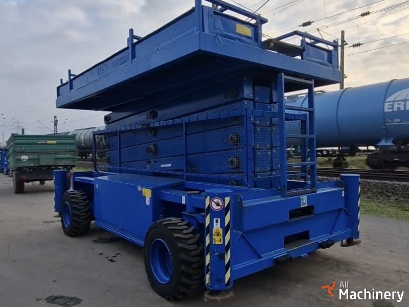 HOLLAND LIFT HL-220 D25 Žirkliniai keltuvai (2009 m.) #8288