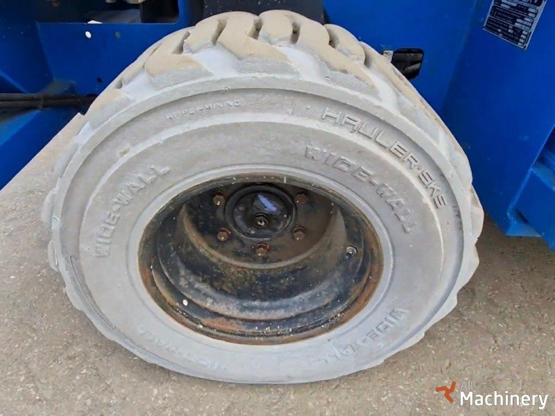 HOLLAND LIFT Holland Lift B165DL 25 Žirkliniai keltuvai (2011 m.) #8308