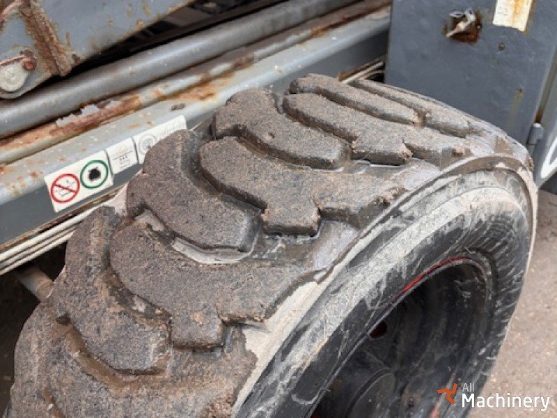 SKYJACK SJ9241 Žirkliniai keltuvai (2015 m.) #8345