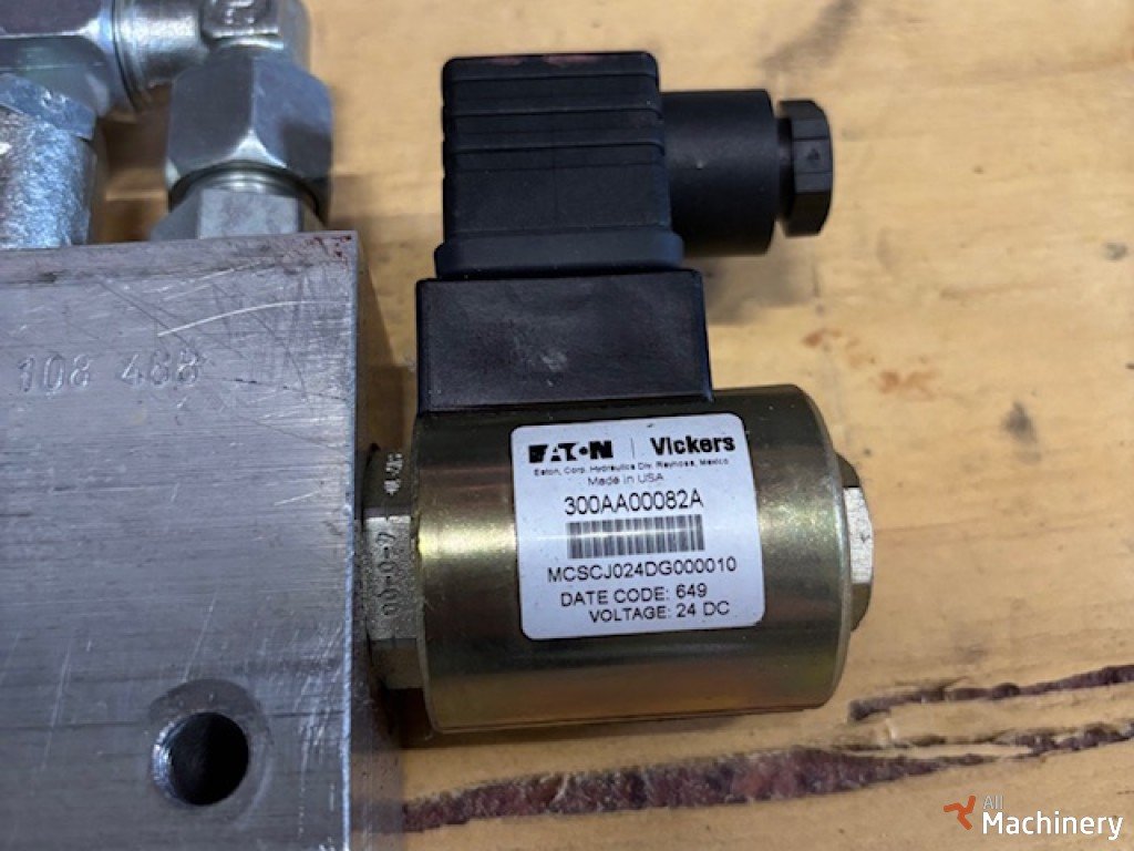 OTHER Eaton Vickers 300AA00082A keltuvų elektros įrangos dalys #8994