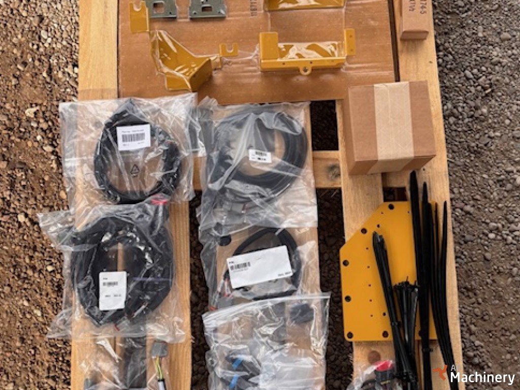 CATERPILLAR Trimble Earthworks CAT D5 Next Gen Dozer Base Install Kit elektros įranga #9234